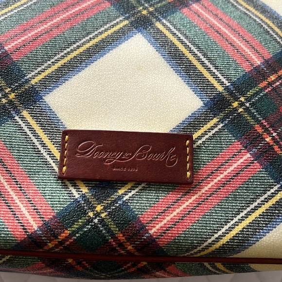 Dooney & Bourke large tartan plaid tote. H 10in, L 16in, W 5in - Picture 2 of 7